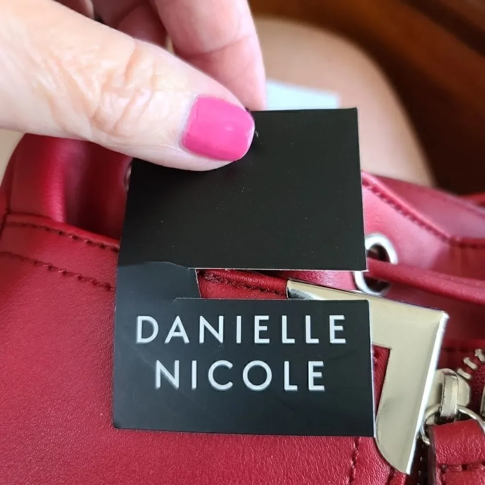 Danielle Nicole Alexa Mini Bucket - Picture 9 of 9